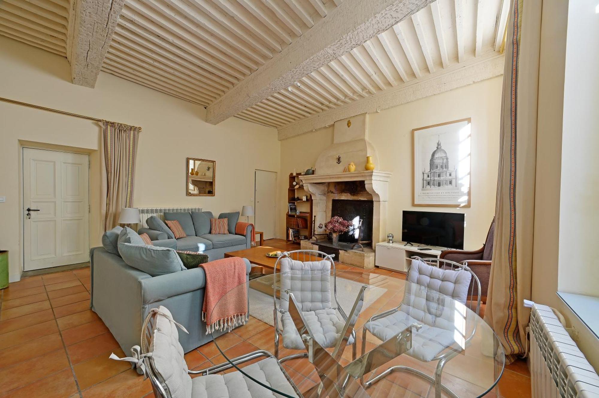 Apartment Le Chapitre Avec Jardin - Centre Historique Nimes